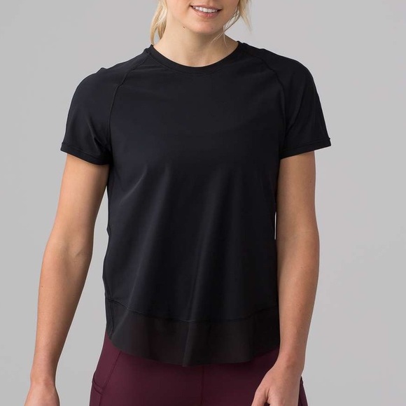 lululemon athletica Tops - LuluLemon Shirt Womens Quick Pace Black Short Sleeve size 4
